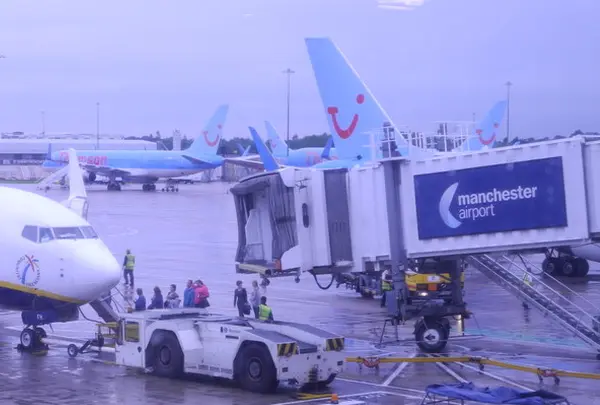 マンチェスター国際空港