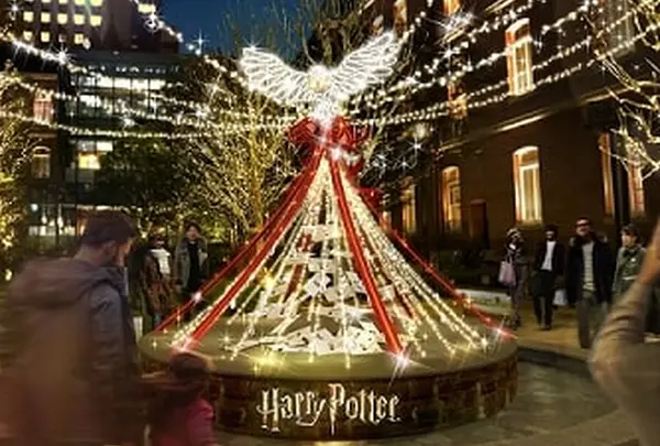 丸の内ブリックスクエア 魔法の手紙の樹