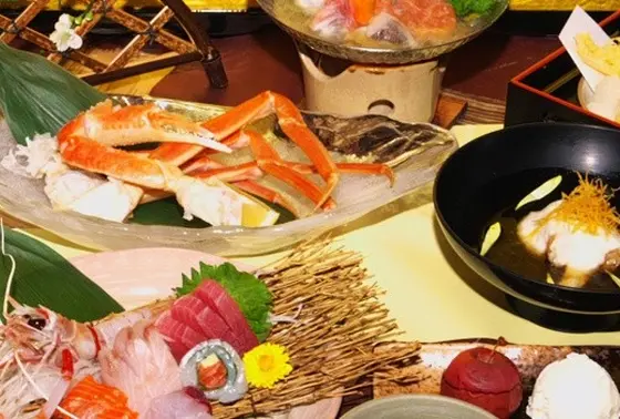 昼食（イメージ）
