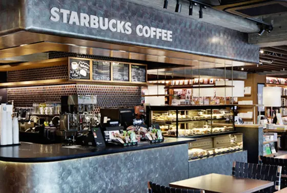スターバックスもあります
