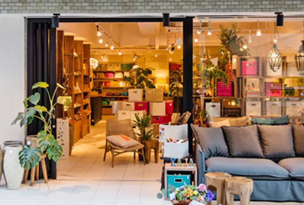 KAJA Resort Furniture 吉祥寺本店