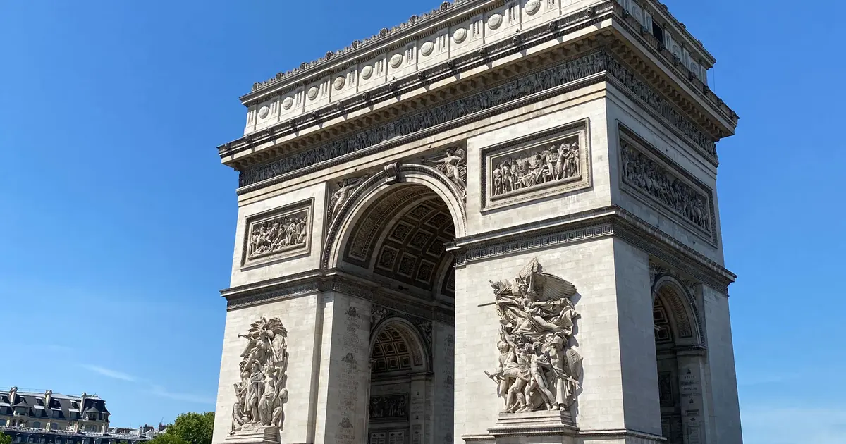 エトワール凱旋門（Etoile Arc de Triomphe）へ行くなら！おすすめの