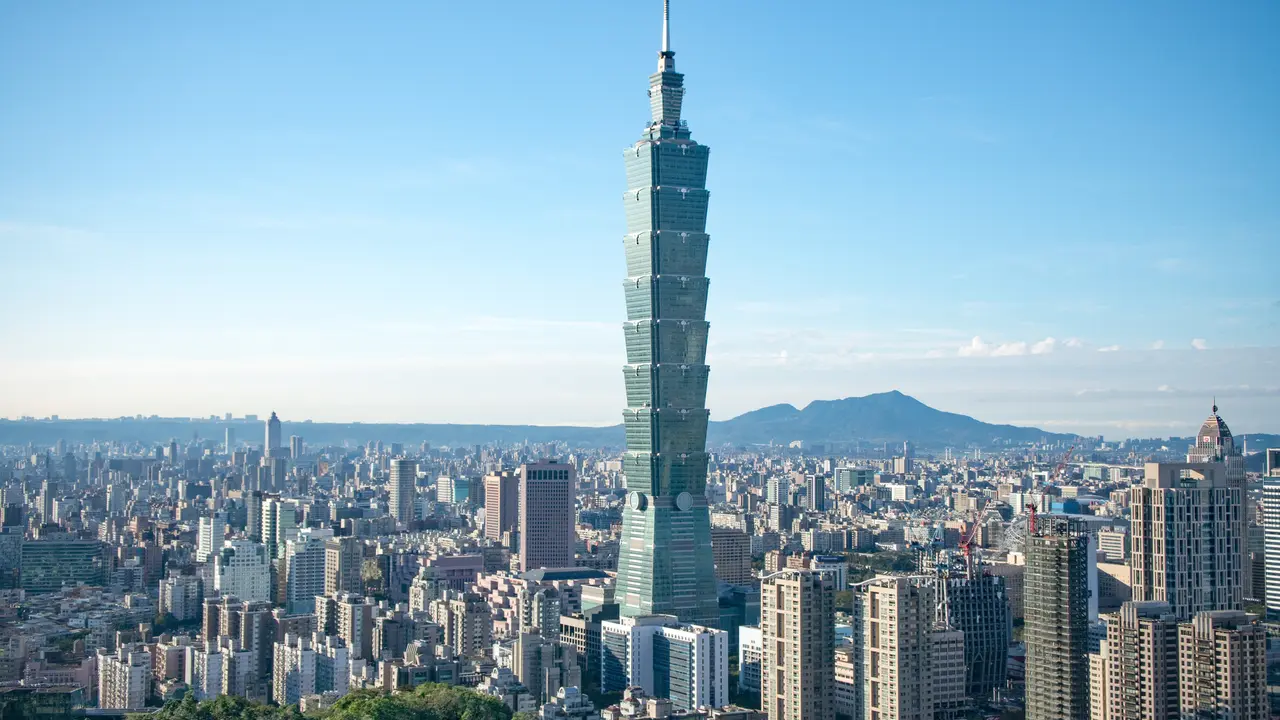 台北101 台北101】 高速エレベーターで89階展望台へ！眺望と食事も楽しめる台北