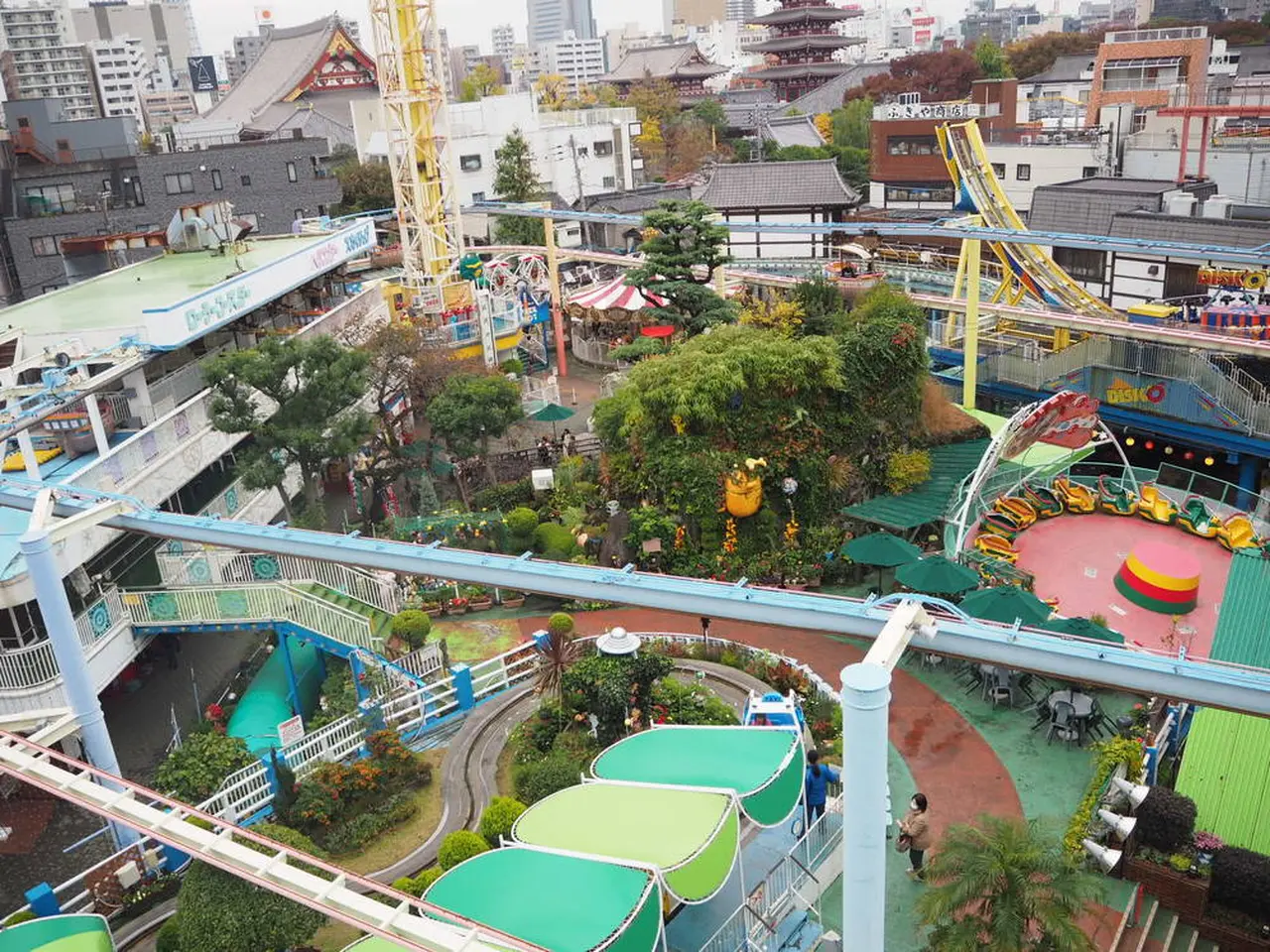 浅草花やしきの楽しみ方完全ガイド】日本最古の遊園地でレトロな世界を
