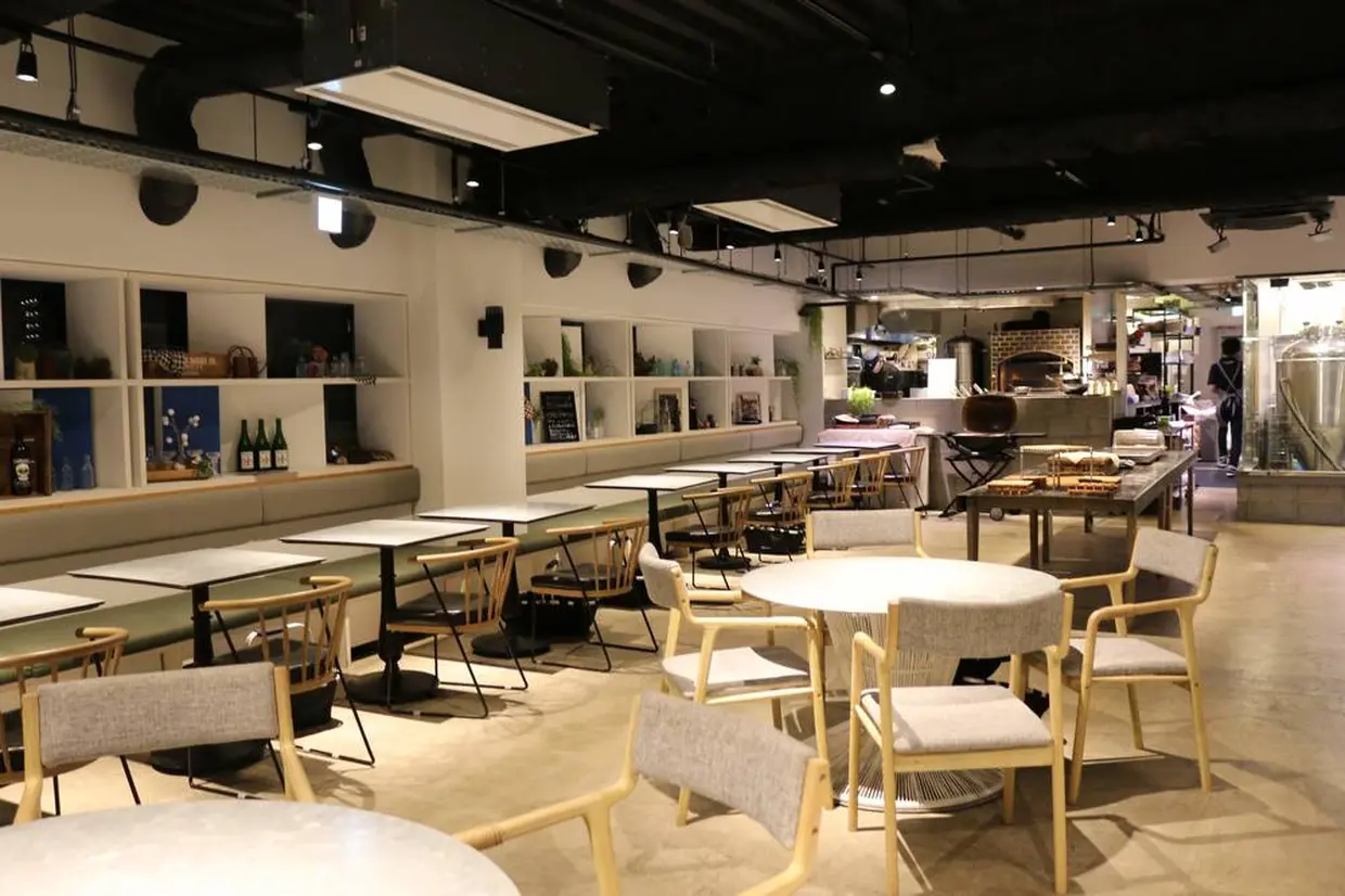 PITMANS店内