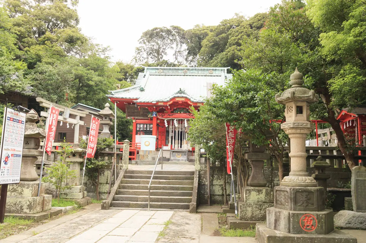 海南神社
