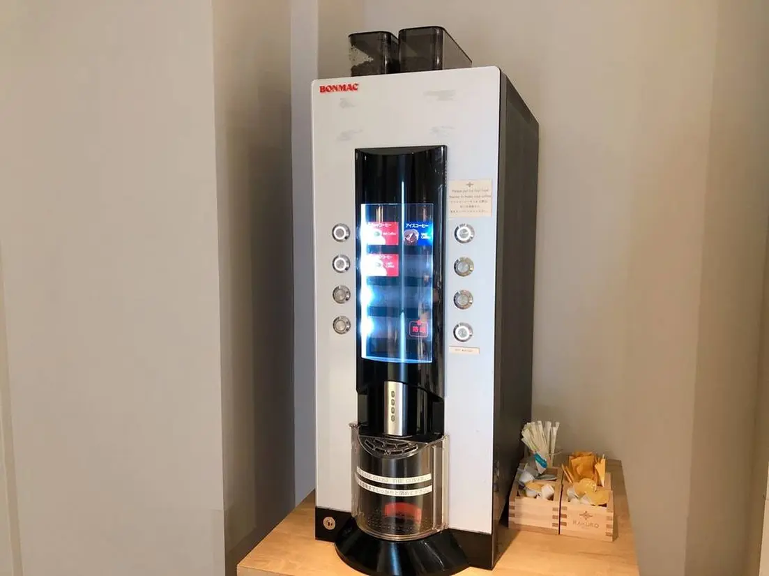 ドリンクサーバー