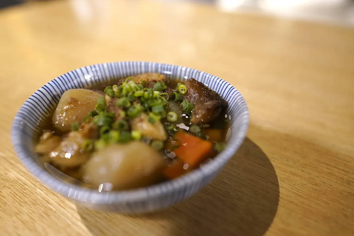 玉コンニャクとやわらか牛スジ煮