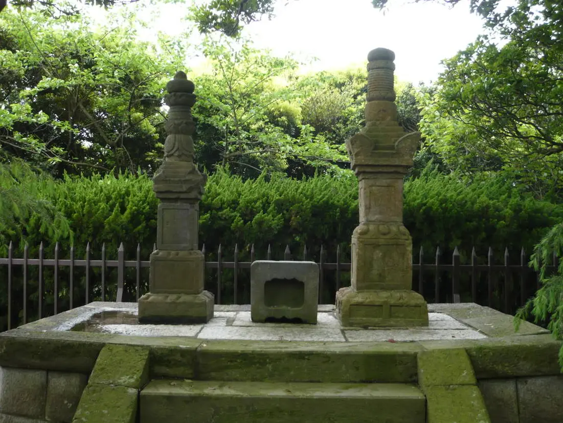 安針塚