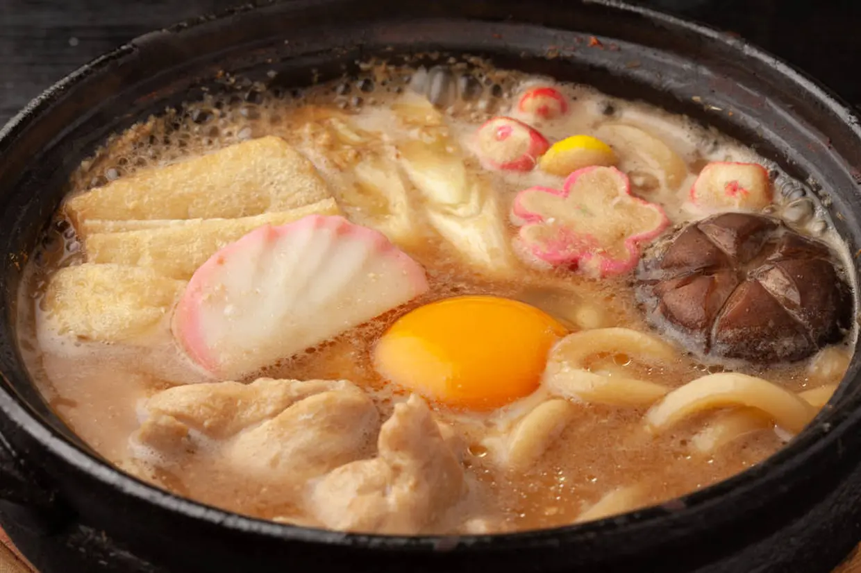 味噌煮込みうどん