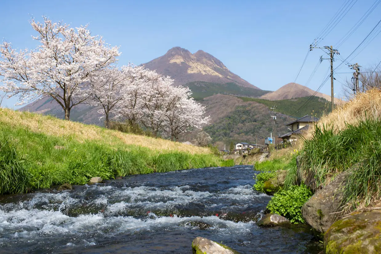 由布岳