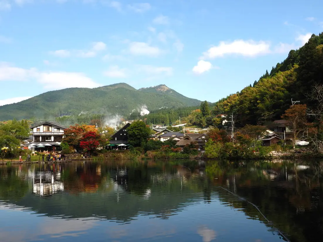 金鱗湖