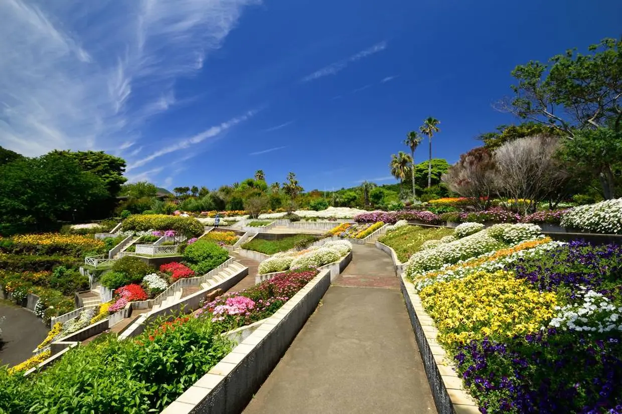 ニューヨークランプミュージアム＆フラワーガーデン（伊豆四季の花公園） 