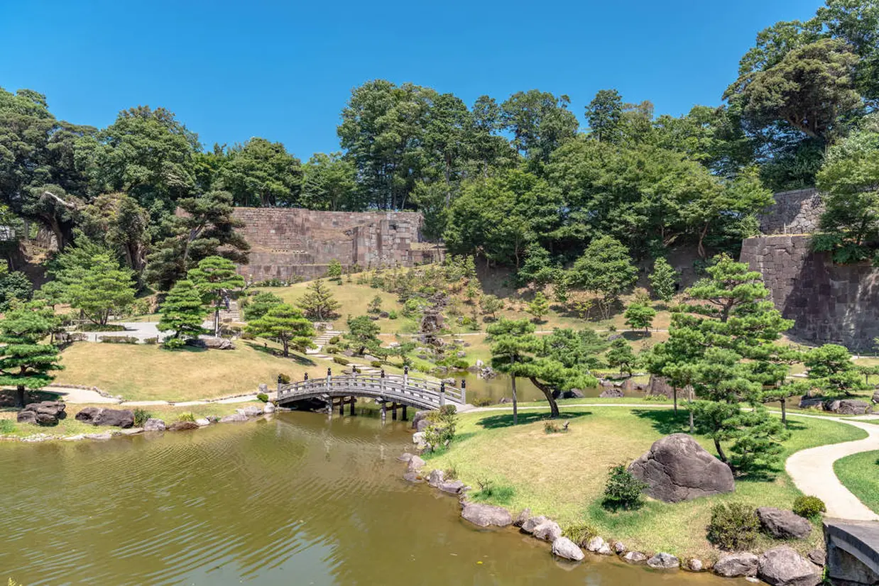 玉泉院丸庭園
