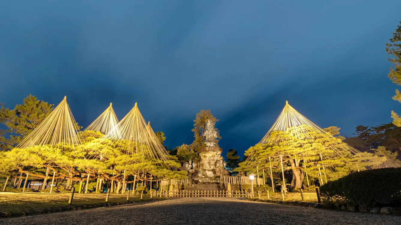 兼六園ライトアップ