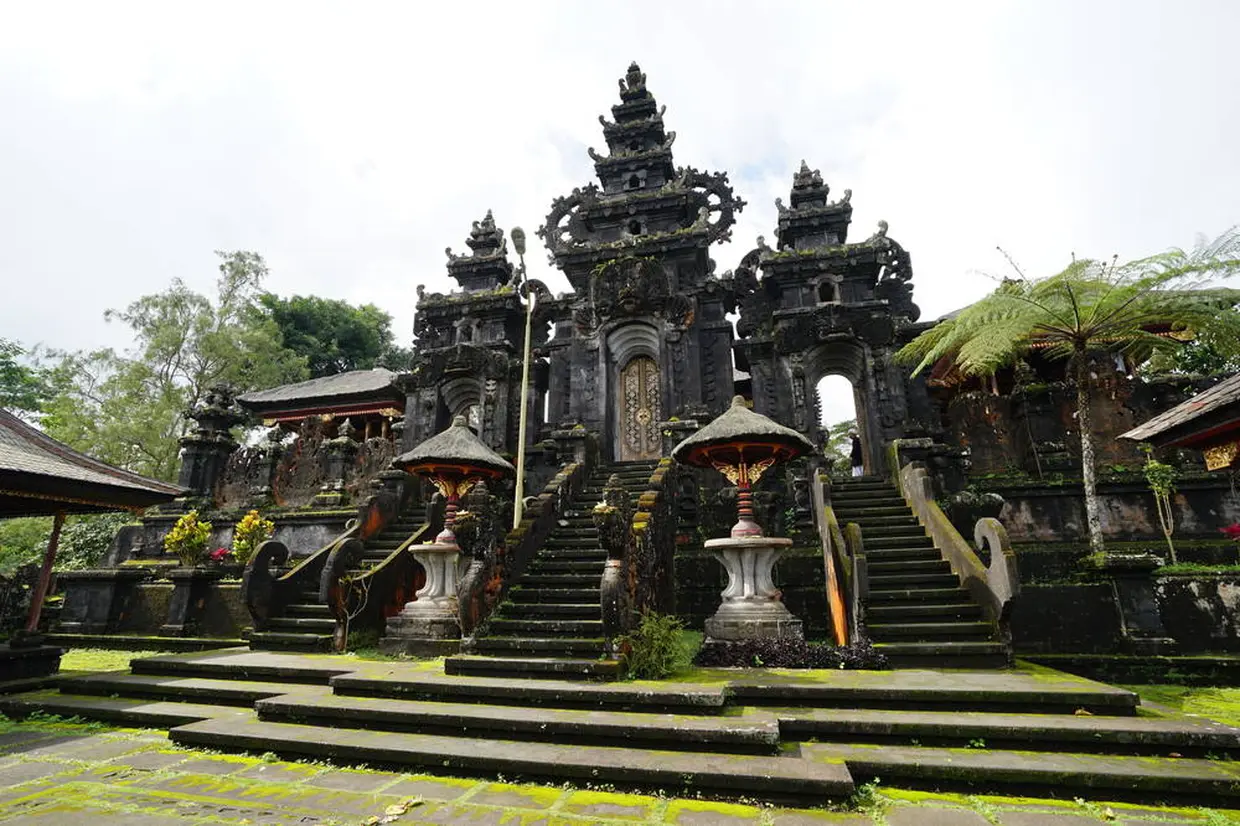 ブサキ寺院