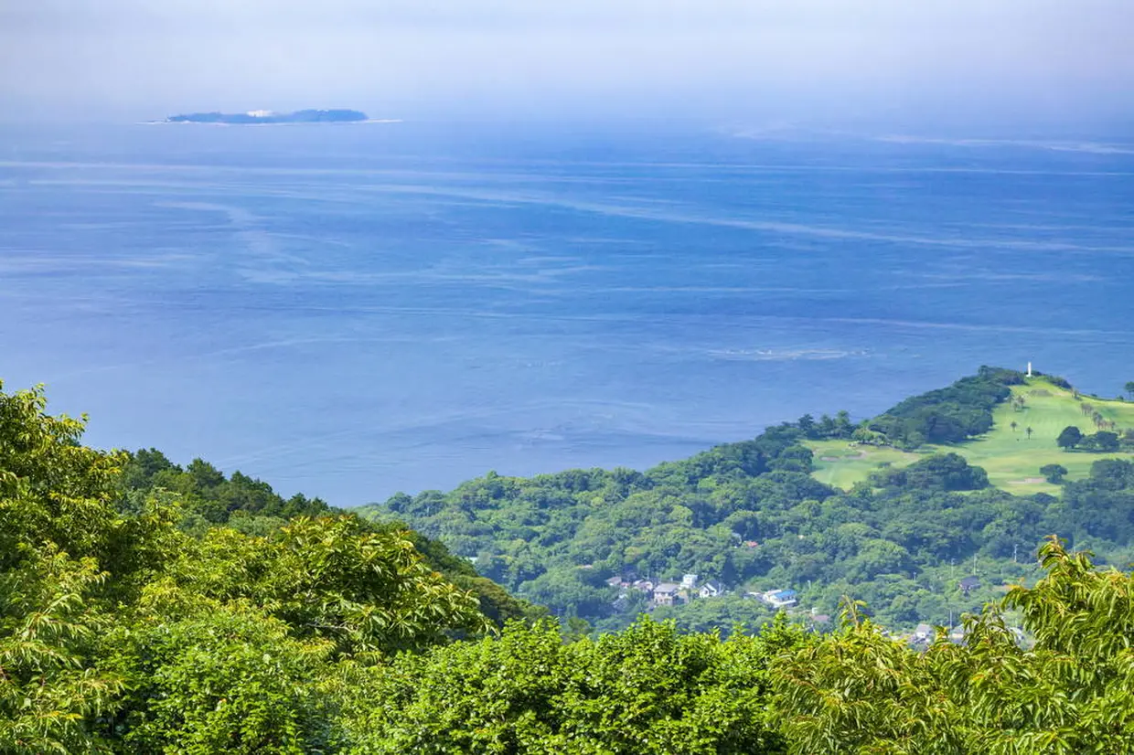 初島