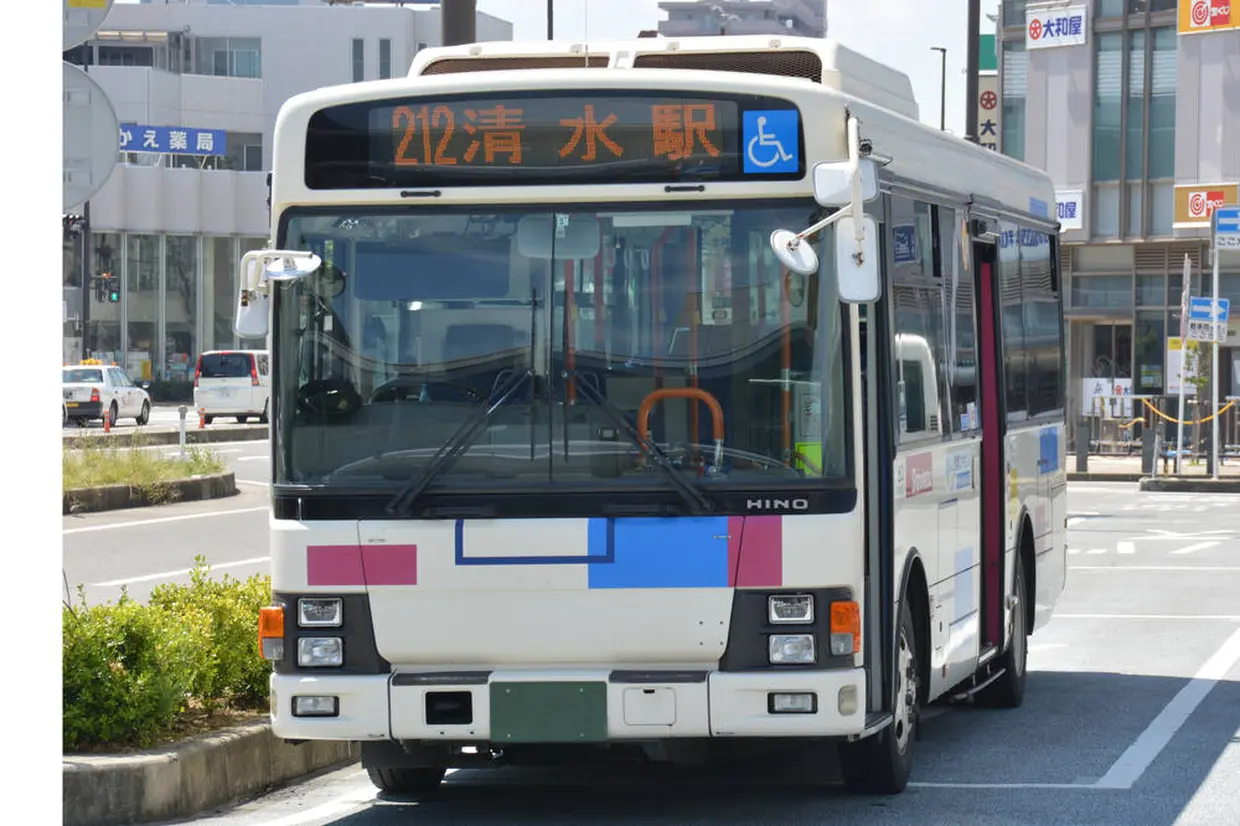 バス