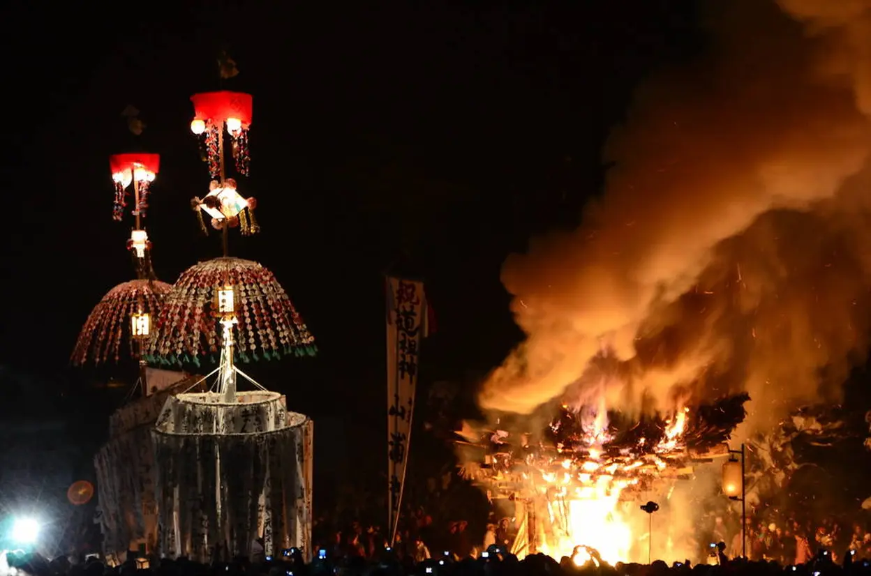 野沢温泉道祖神祭り