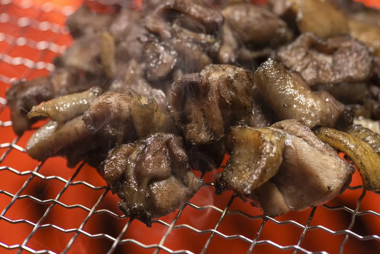 地鶏の炭火焼