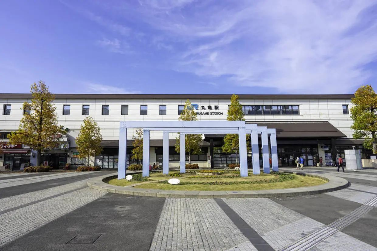 丸亀市猪熊弦一郎現代美術館