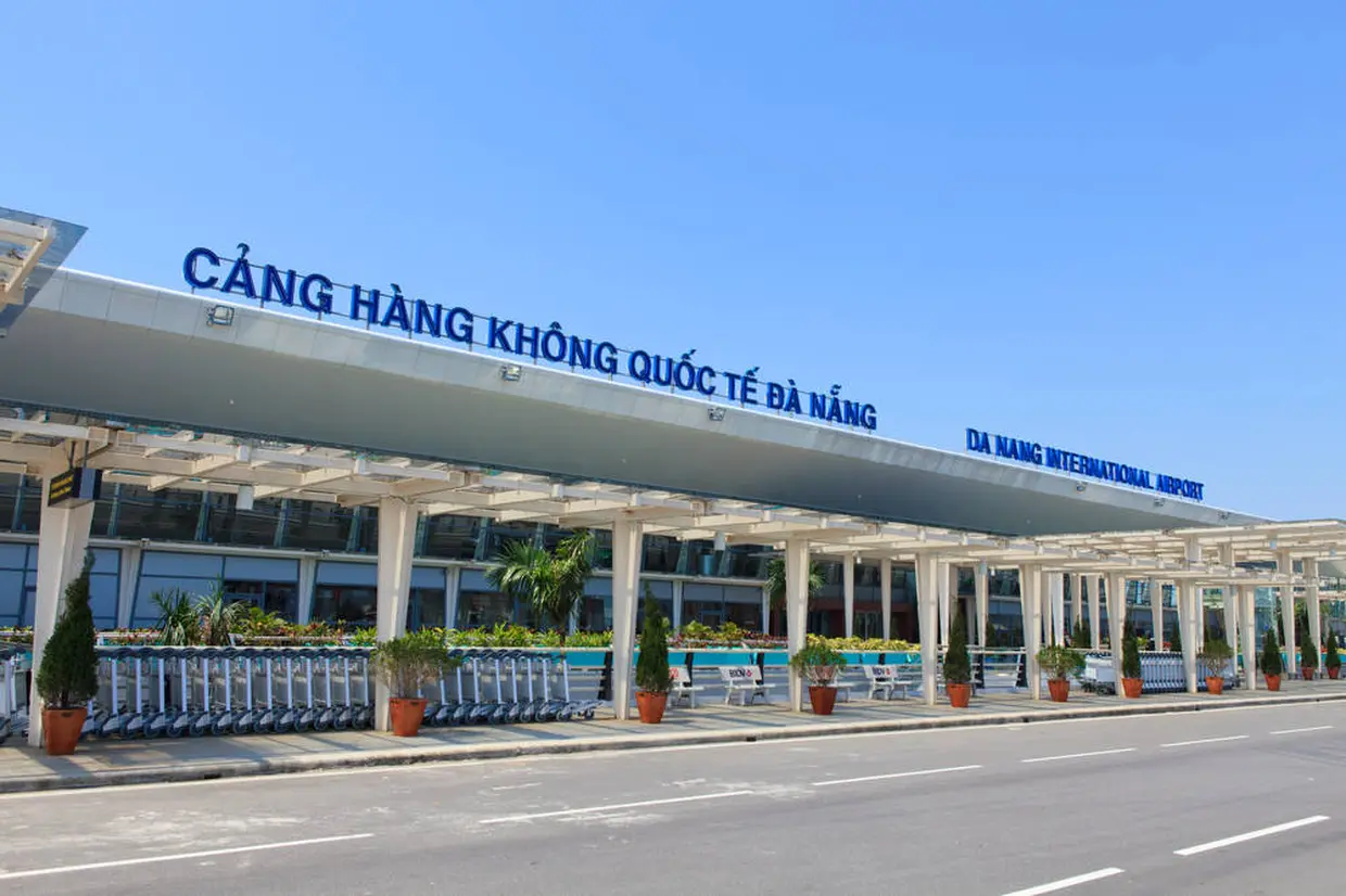 ノイバイ空港