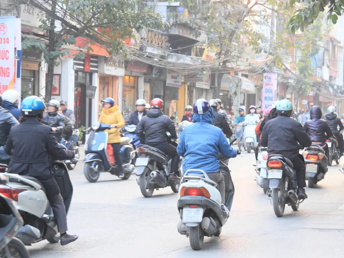 ベトナム　バイクタクシー