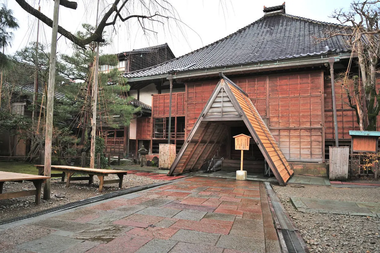 妙立寺 / 忍者寺