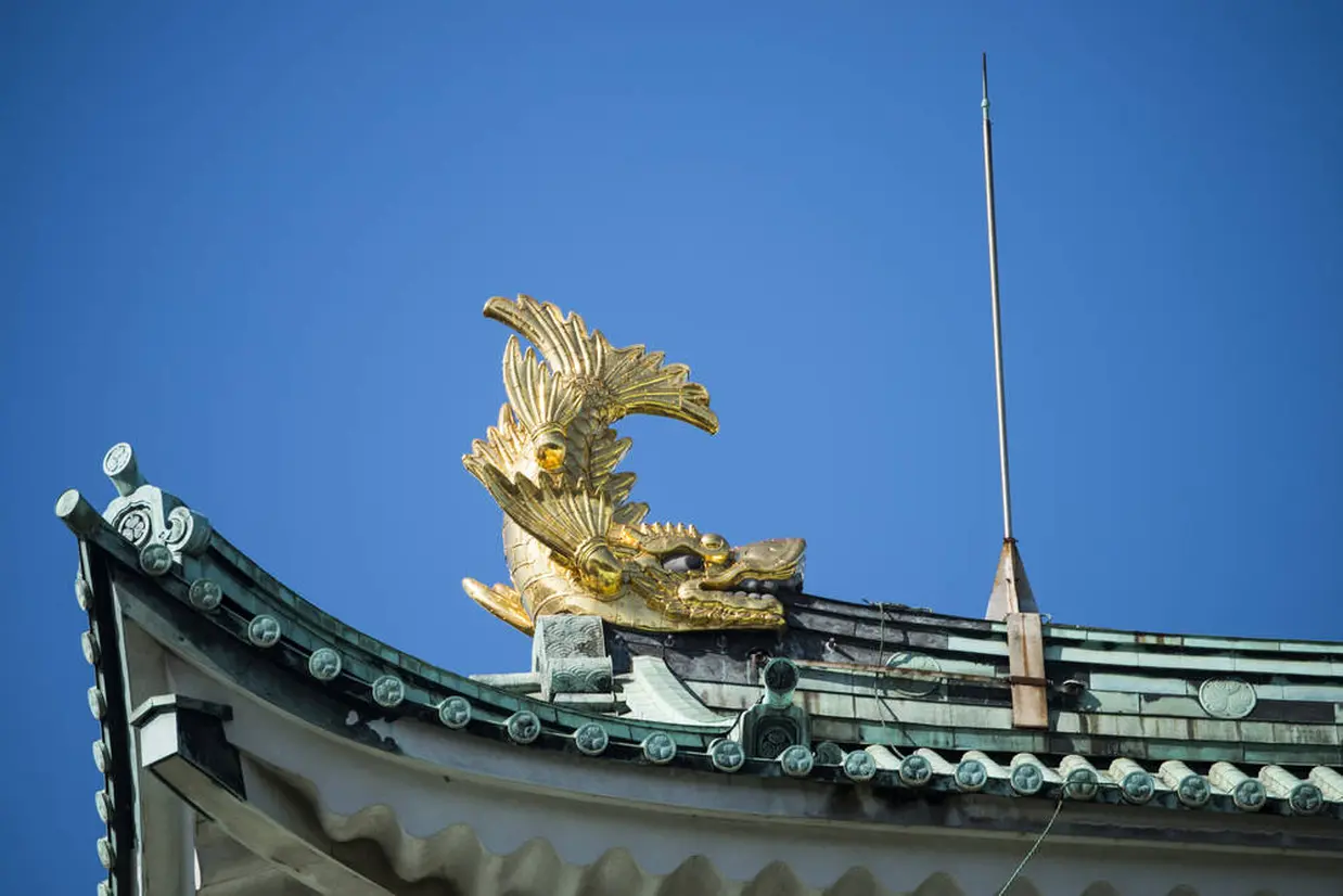 金シャチ