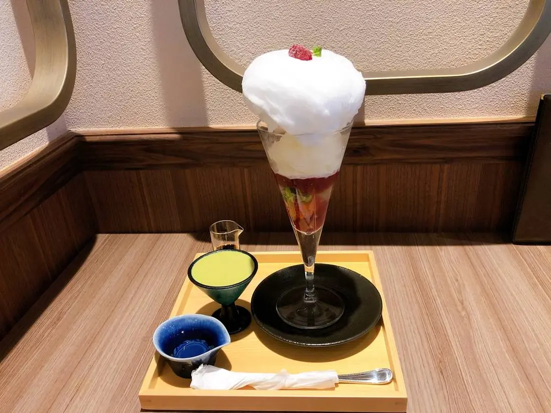 ISHIYA NIHONBASHI “パフェ日本酒”