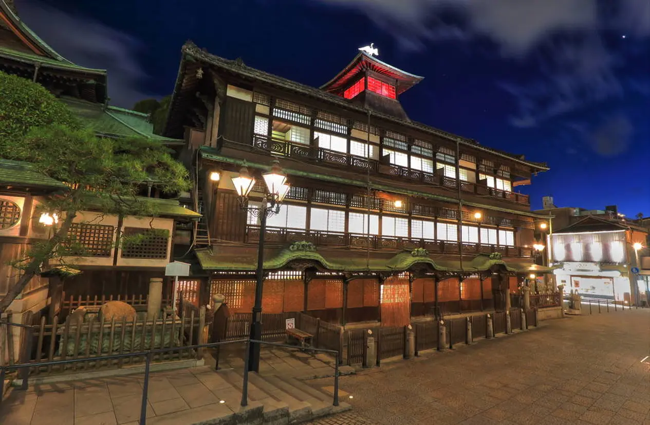道後温泉本館