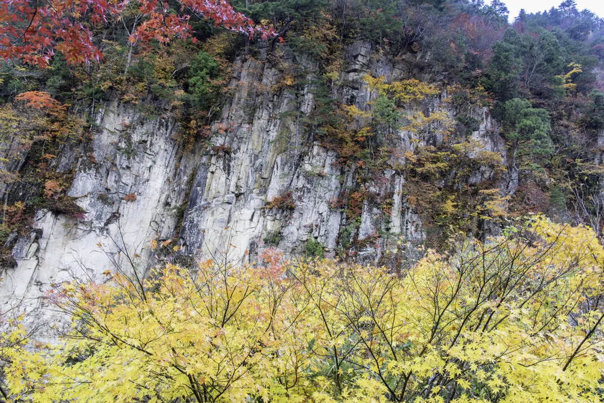 屏風岩