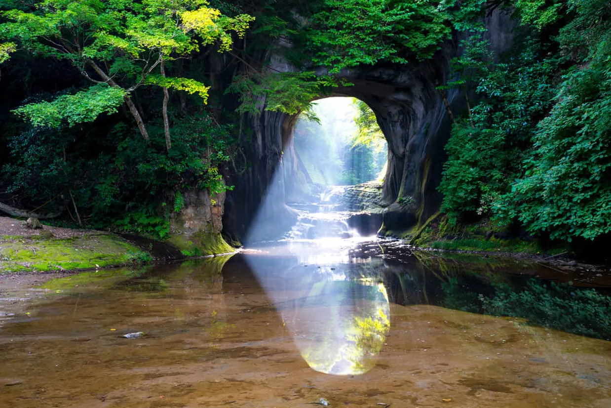 濃溝の滝（清水渓流広場）