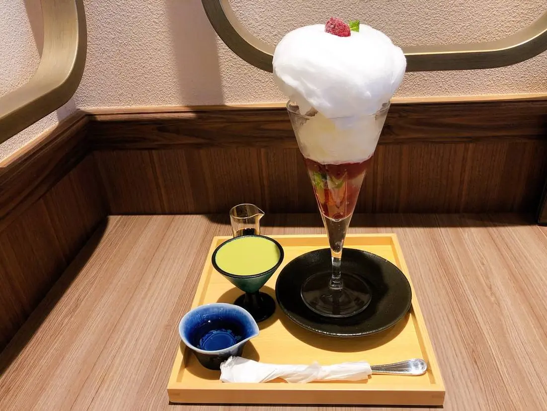 ISHIYA NIHONBASHI “パフェ日本酒”