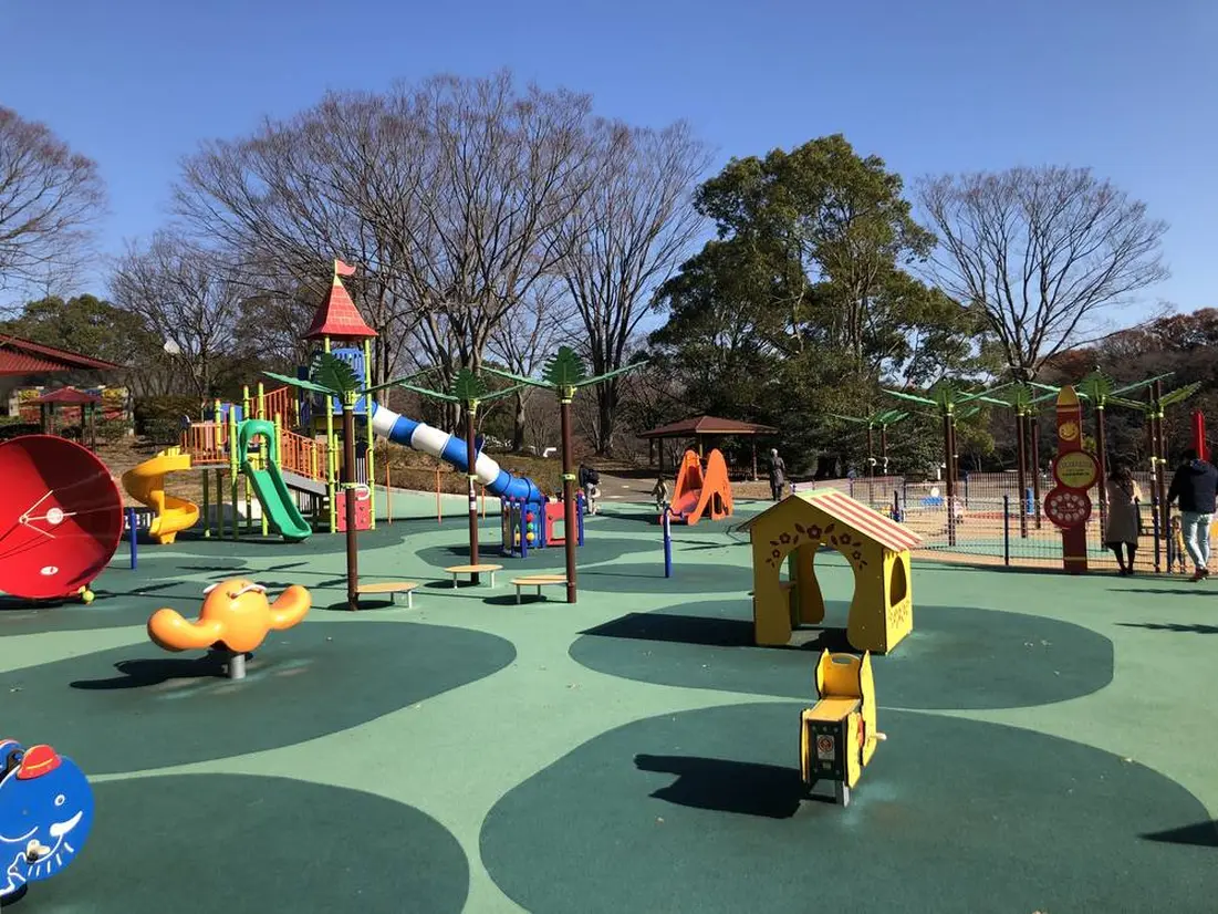 なかよし広場「すくすくアイランド」