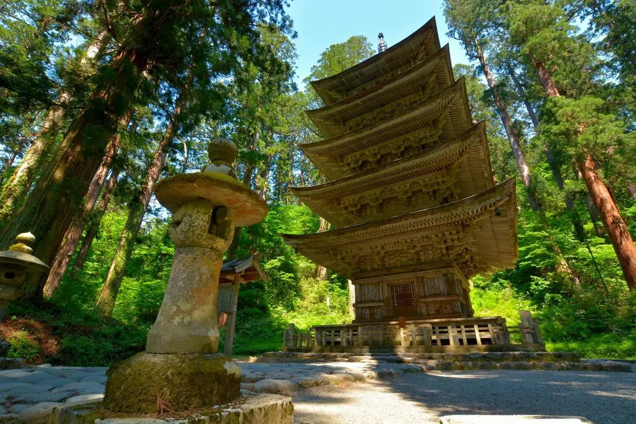 羽黒山五重塔 