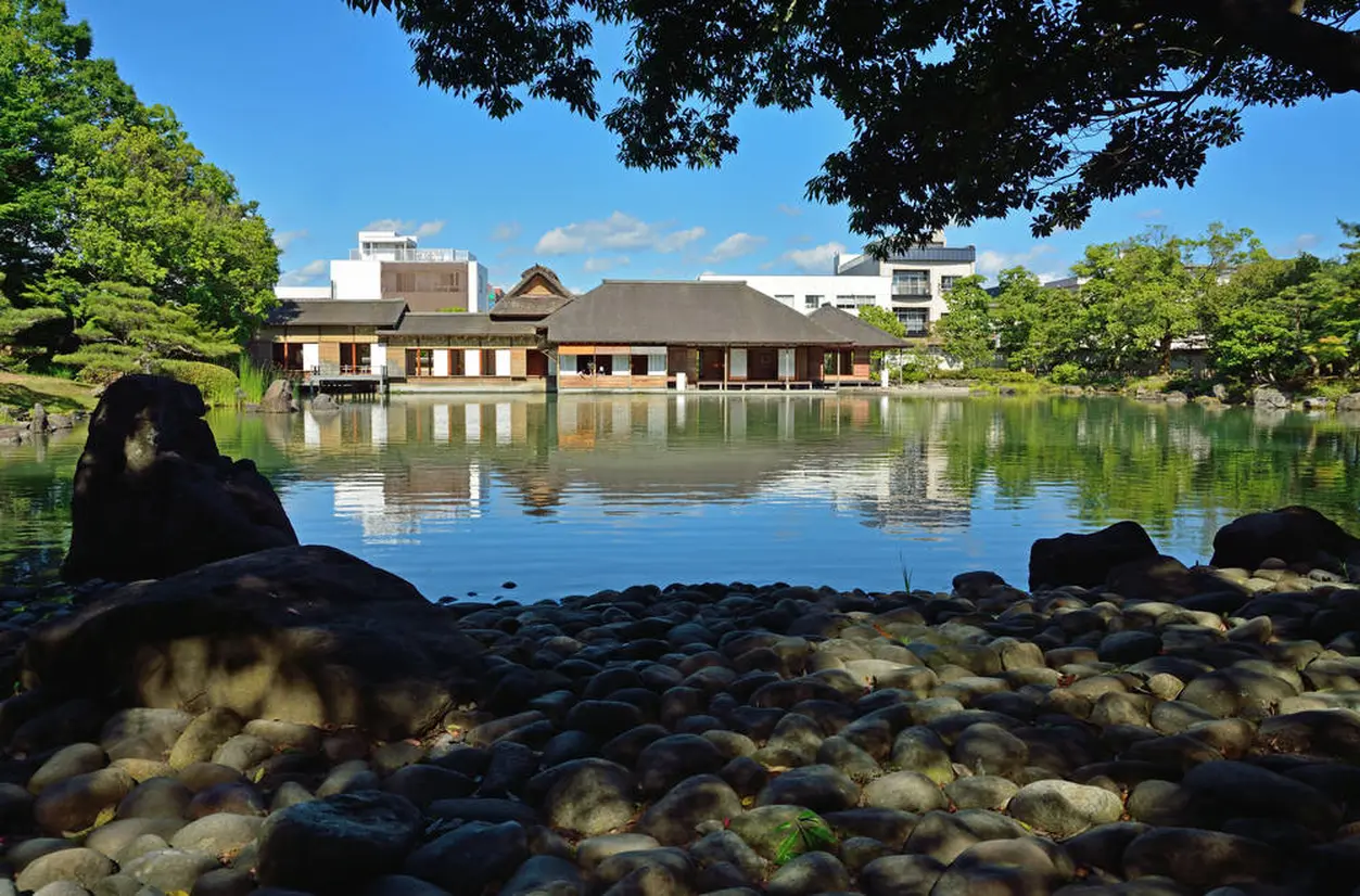 養浩館庭園