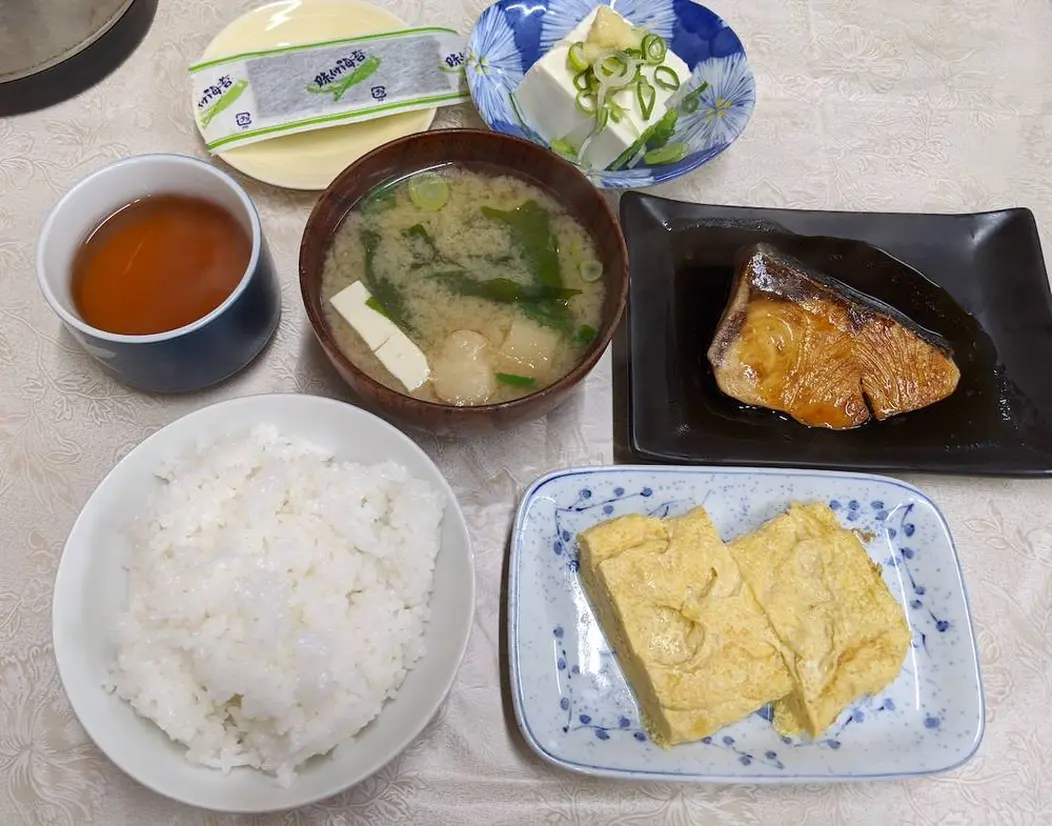「割烹マキノ」朝の定食