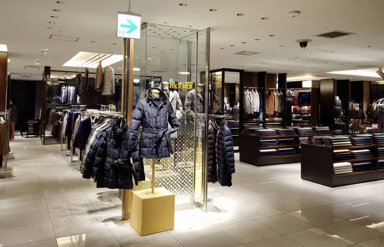 メンズ館 ファッションフロア