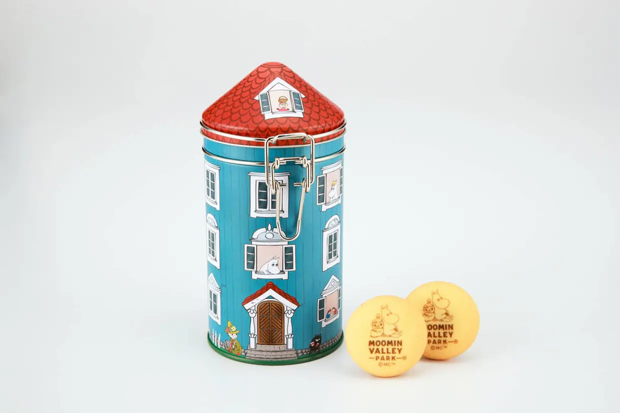 ハウス型キャニスター缶 チョコインクッキー（1,620円）© Moomin Characters ™