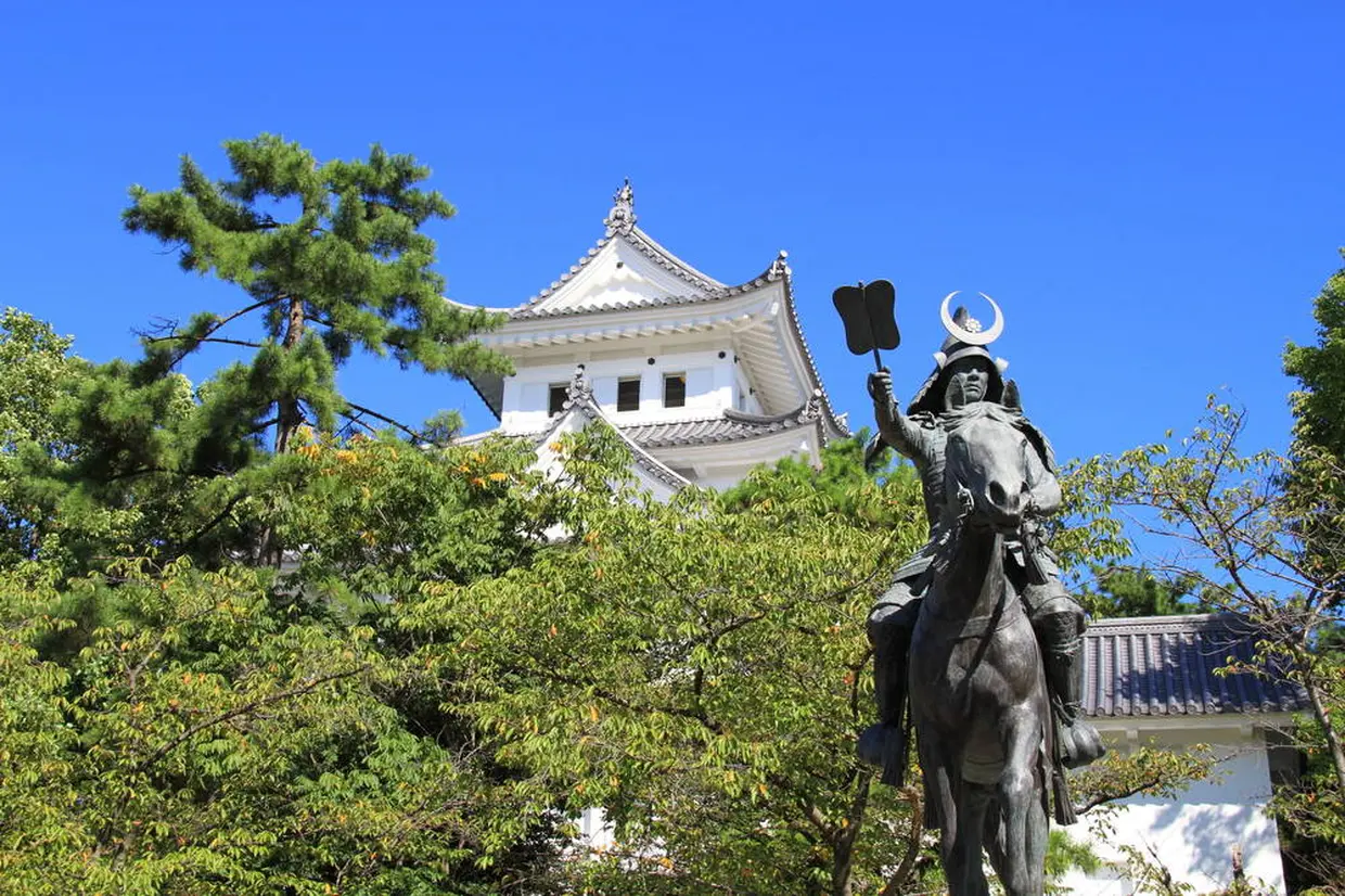 大垣城