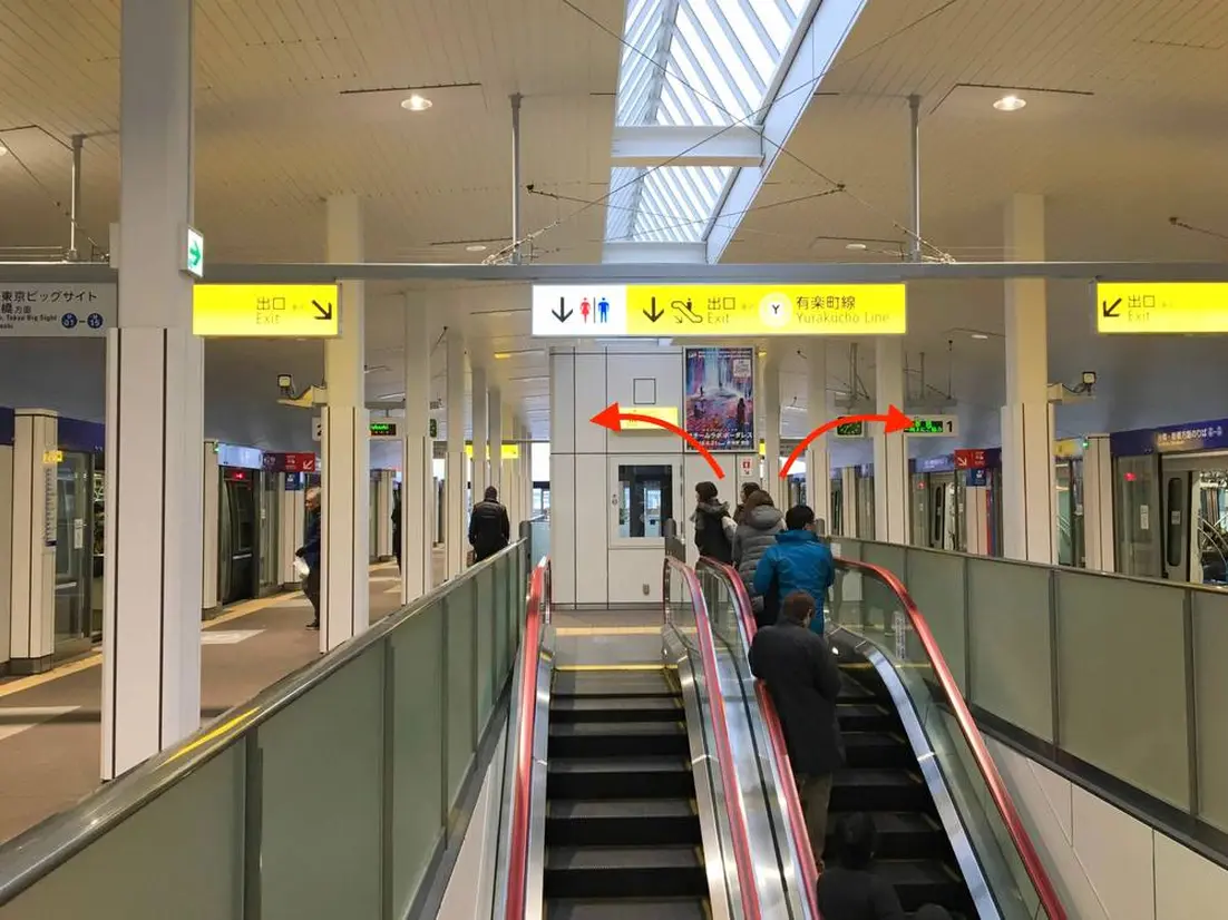 ゆりかもめ豊洲駅 ホーム