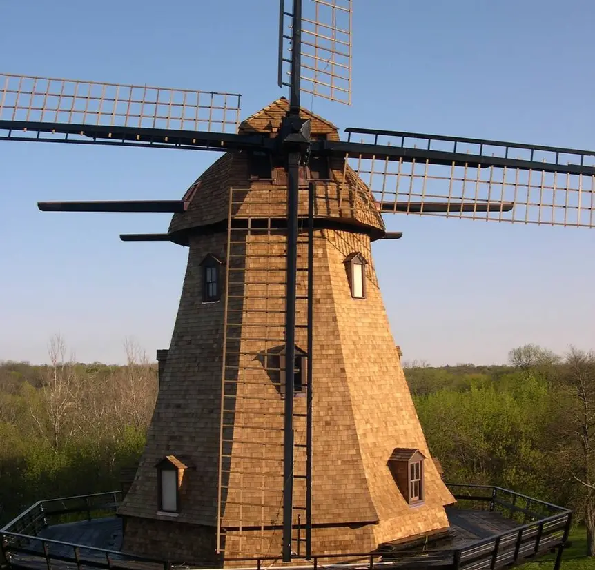 ファビアン・ミル (Credit: Illinois Office of Tourism)