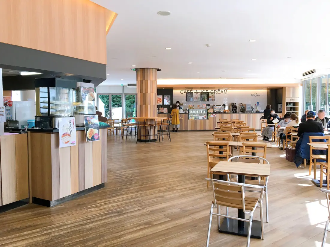 フォレストテラス CAFÉ 杜のテラス2nd