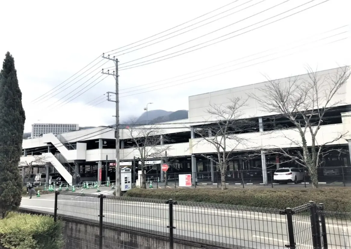 場内駐車場