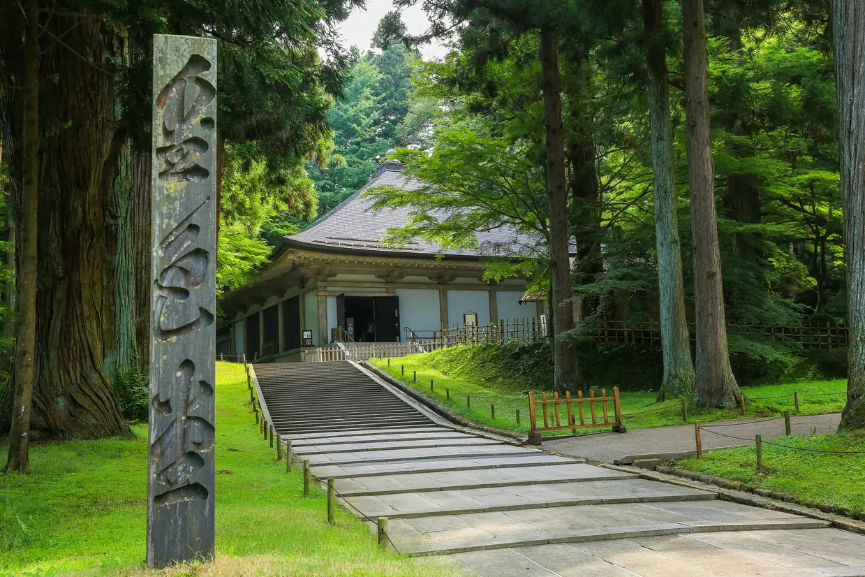 中尊寺金色堂