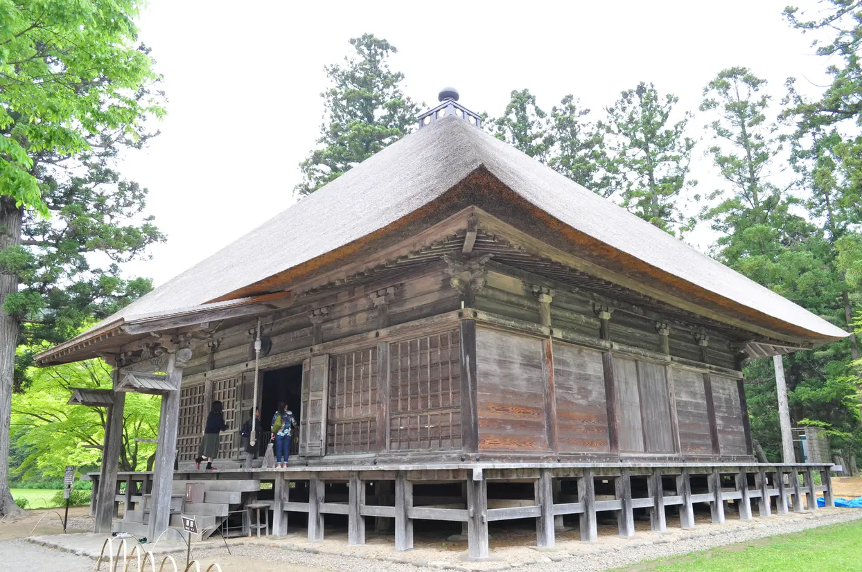 毛越寺　常行堂