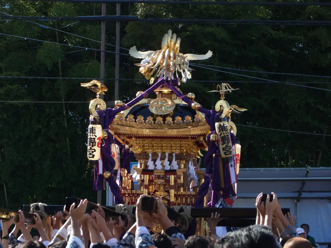 神輿 イメージ
