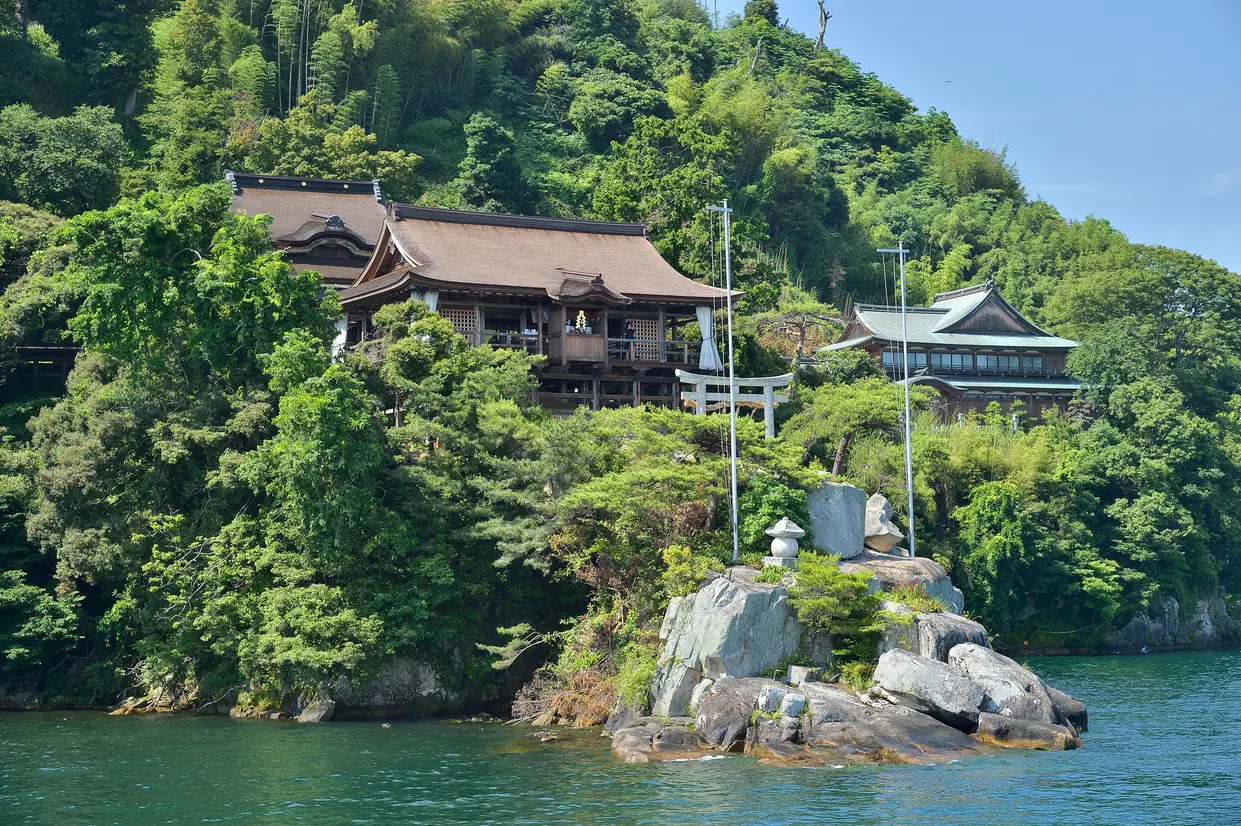 竹生島