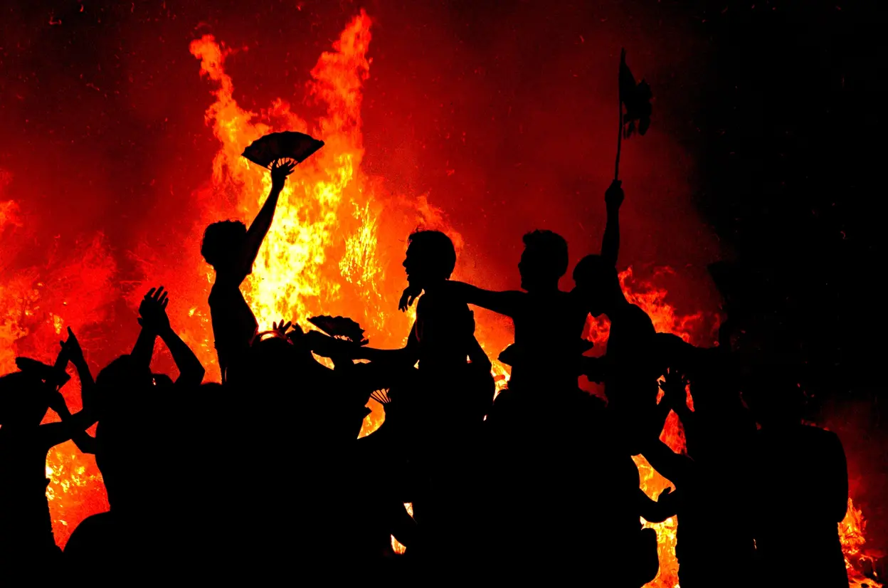 勝部の火祭り